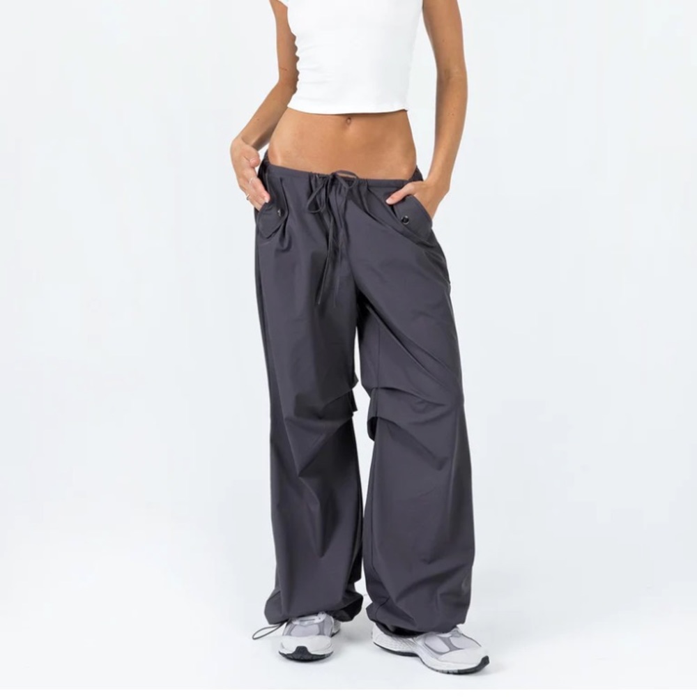 Princess Polly- Snow parachute pants
